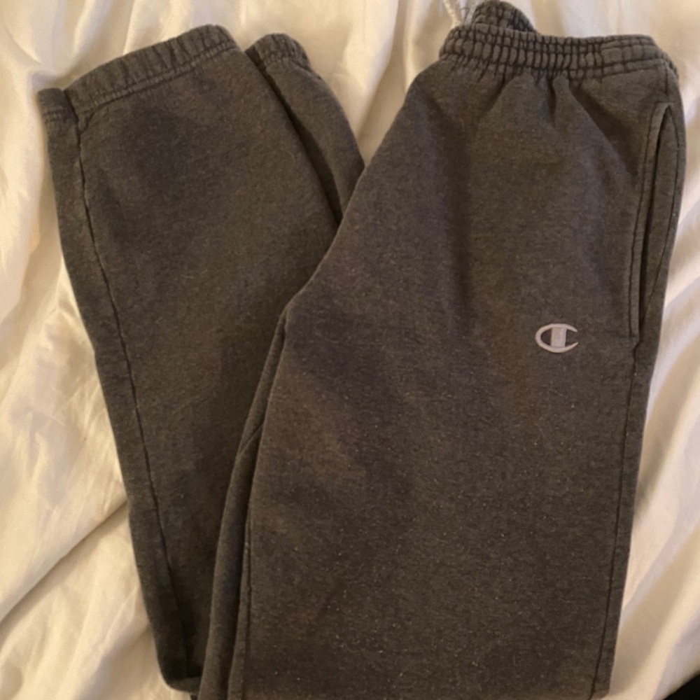 Men’s grey champion sweatpants